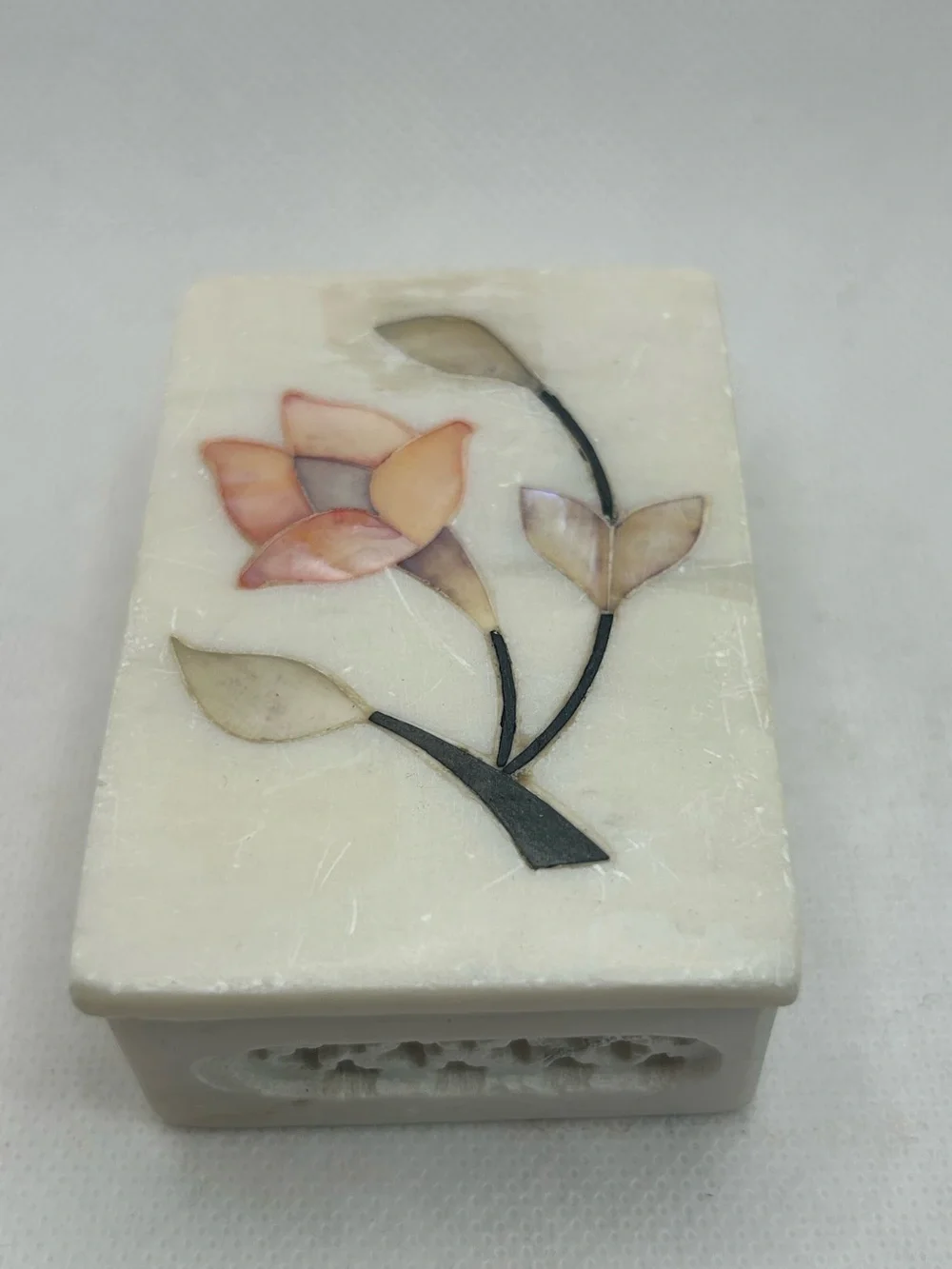 Vintage Trinket Box Floral Soapstone Inlay Pink White Made in India 3x2